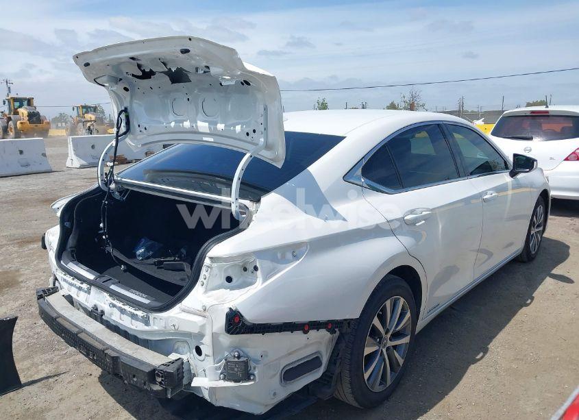 Photo 4 of 2020 Lexus Es 300H (VIN 58AD21B18LU004855)