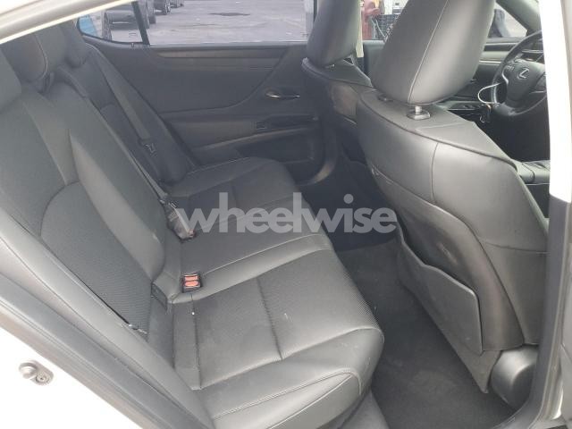 Photo 9 of 2024 LEXUS ES 300H BASE N/A (VIN 58ADA1C10RU039965)