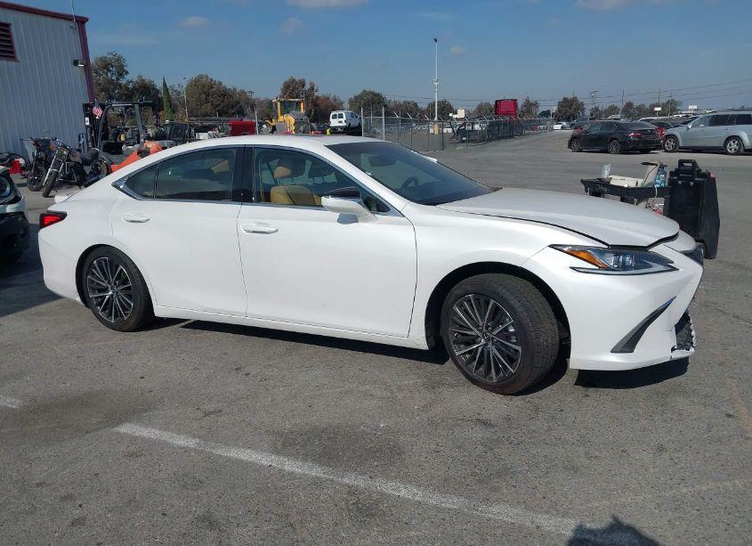 Photo 14 of 2024 Lexus Es 300H (VIN 58ADA1C12RU050692)