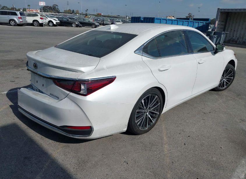 Photo 4 of 2024 Lexus Es 300H (VIN 58ADA1C12RU050692)