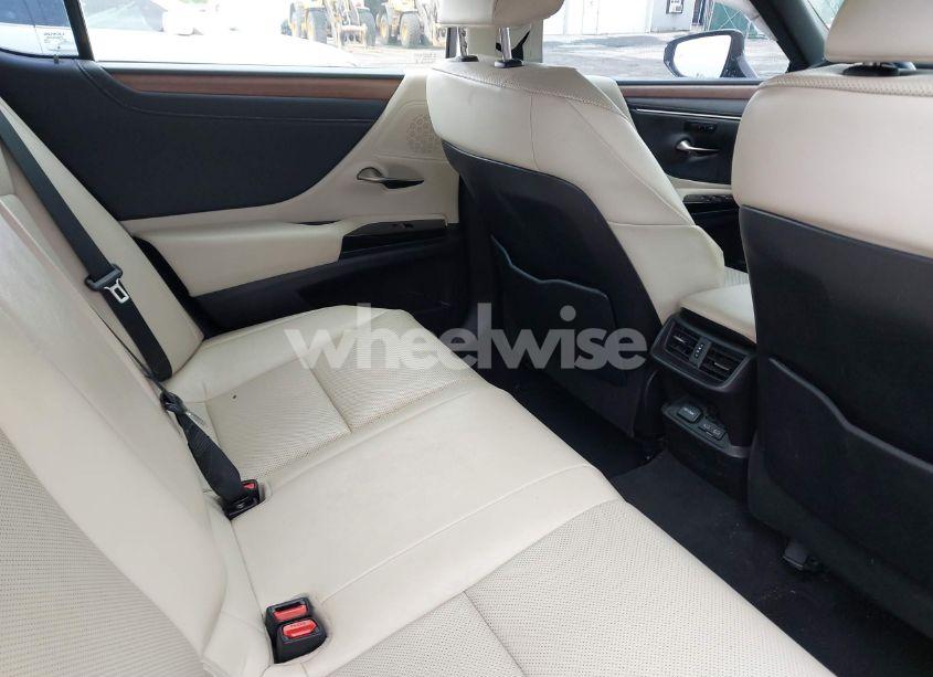 Photo 8 of 2024 Lexus Es 300H F SPORT DESIGN (VIN 58ADA1C15RU037967)