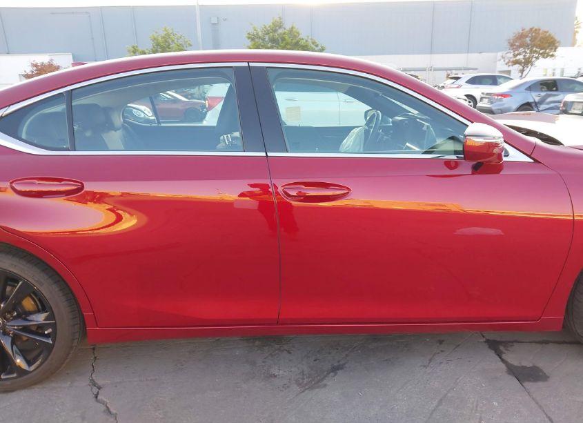 Photo 14 of 2024 Lexus Es 300H F SPORT DESIGN (VIN 58ADA1C15RU050606)