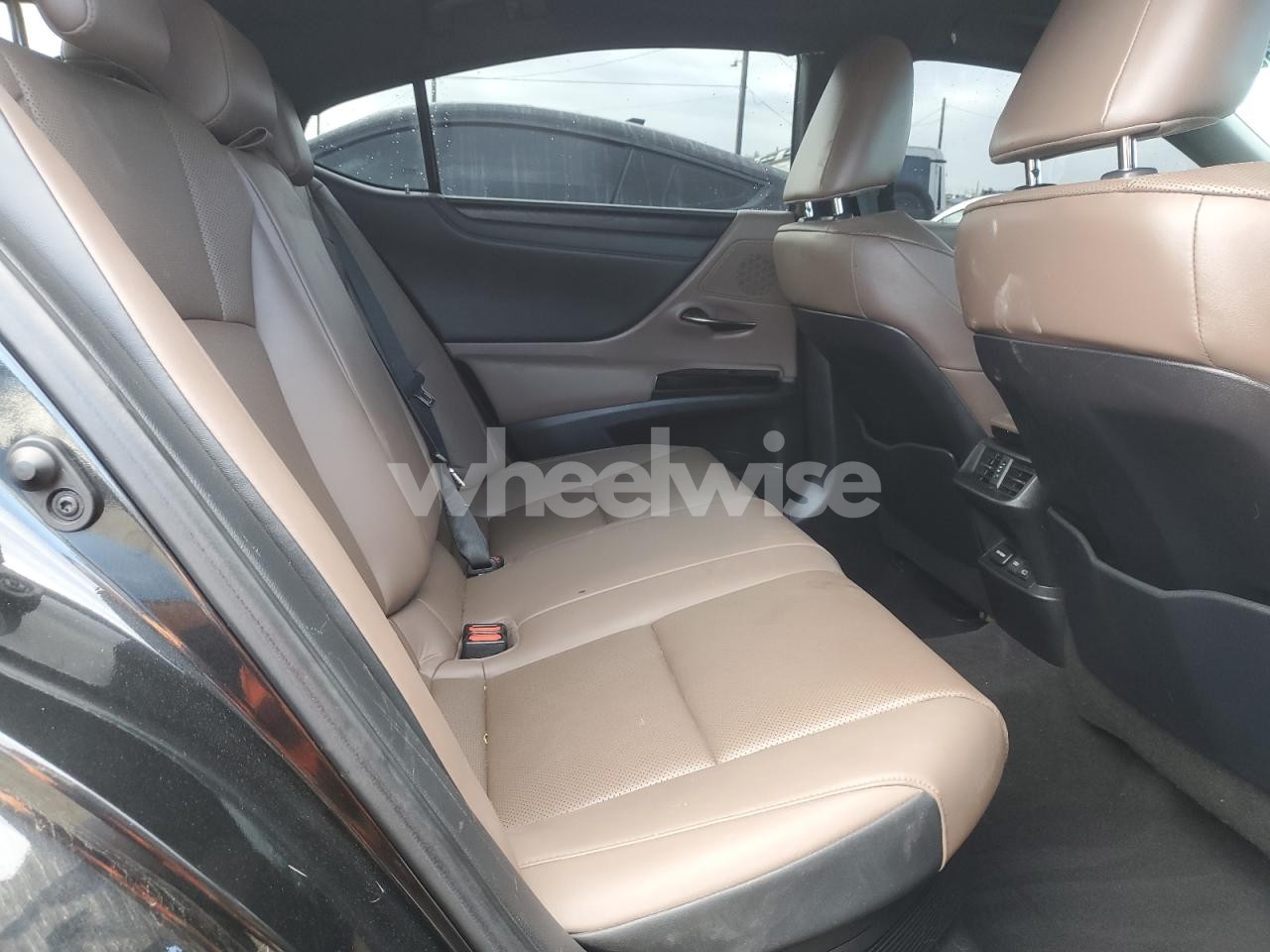 Photo 10 of 2023 LEXUS ES 300H BASE N/A (VIN 58ADA1C16PU033598)