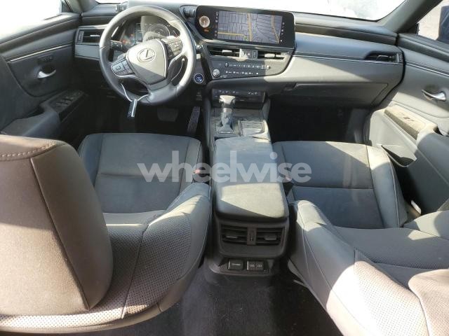 Photo 10 of 2022 LEXUS ES 300H BASE (VIN 58ADA1C18NU013351)