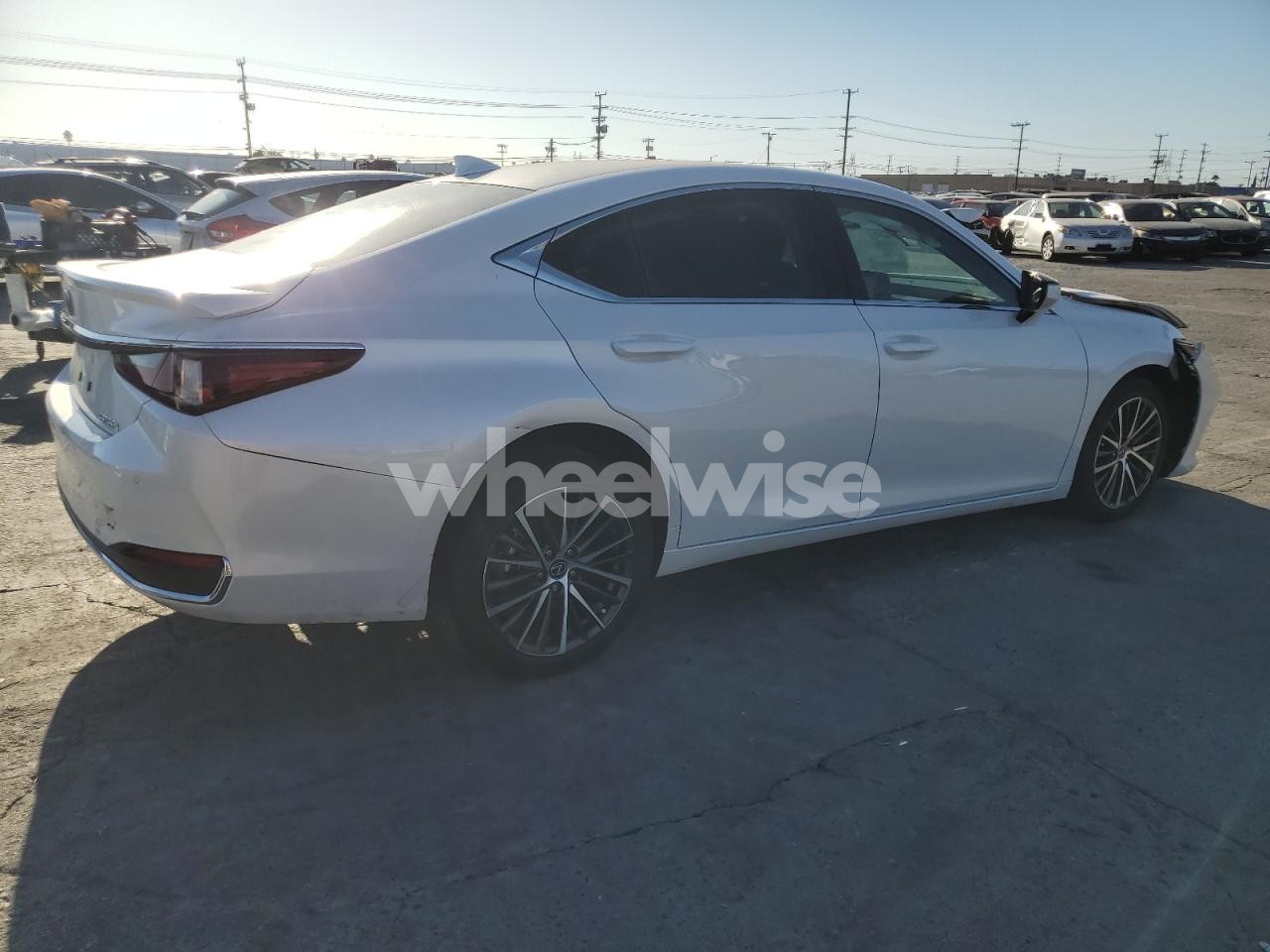 Photo 3 of 2025 LEXUS ES 300H BASE (VIN 58ADA1C18SU070967)