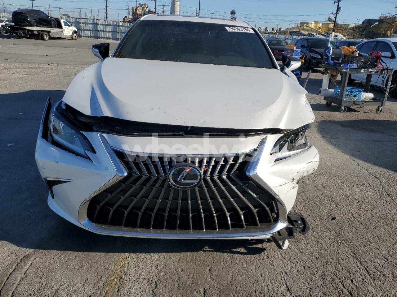 Photo 5 of 2025 LEXUS ES 300H BASE (VIN 58ADA1C18SU070967)