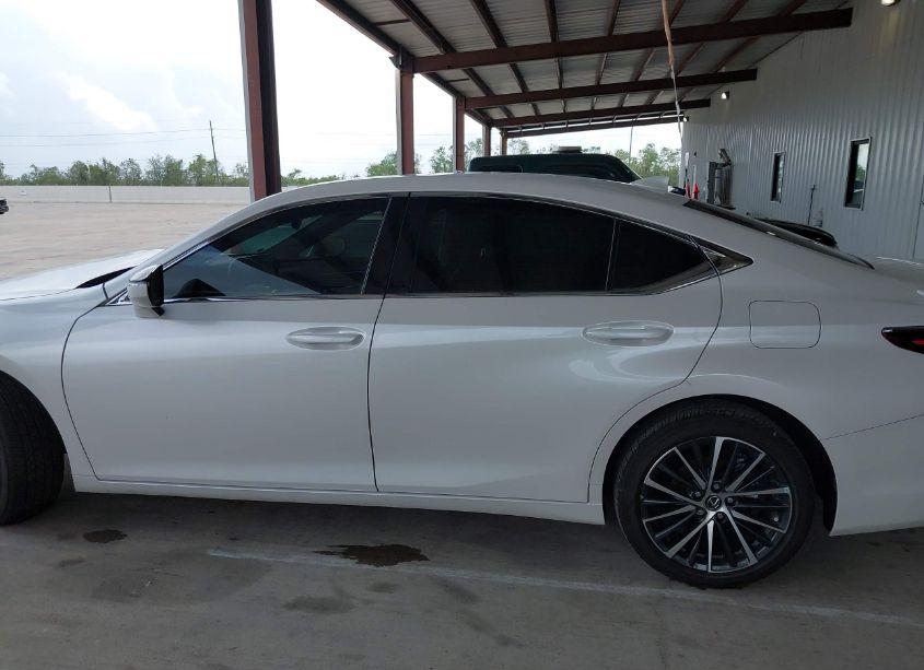 Photo 14 of 2024 Lexus Es 300H (VIN 58ADA1C19RU047837)