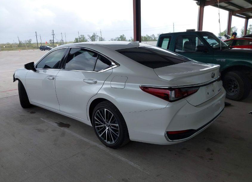 Photo 3 of 2024 Lexus Es 300H (VIN 58ADA1C19RU047837)