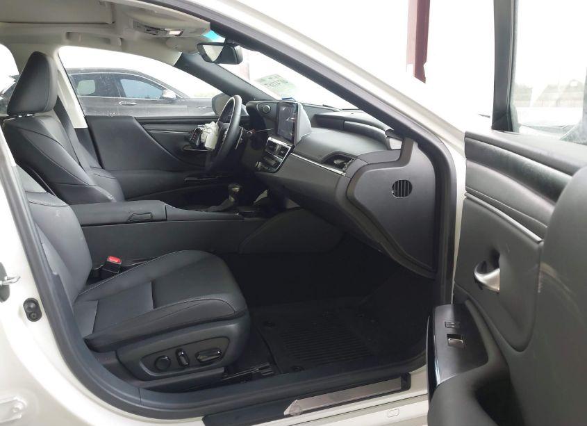 Photo 5 of 2024 Lexus Es 300H (VIN 58ADA1C19RU047837)