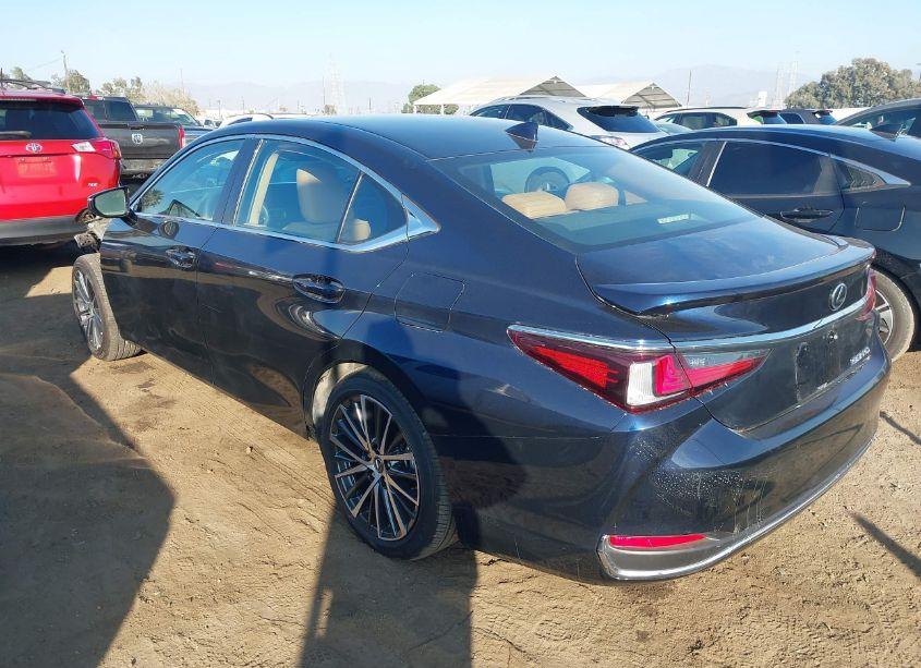 Photo 3 of 2024 Lexus Es 300H (VIN 58ADA1C1XRU039875)