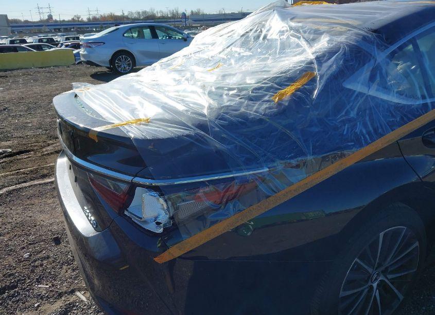 Photo 18 of 2024 Lexus Es 350 (VIN 58ADZ1B10RU172414)