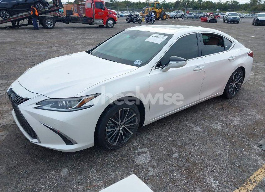Photo 2 of 2024 Lexus Es 350 (VIN 58ADZ1B14RU165840)