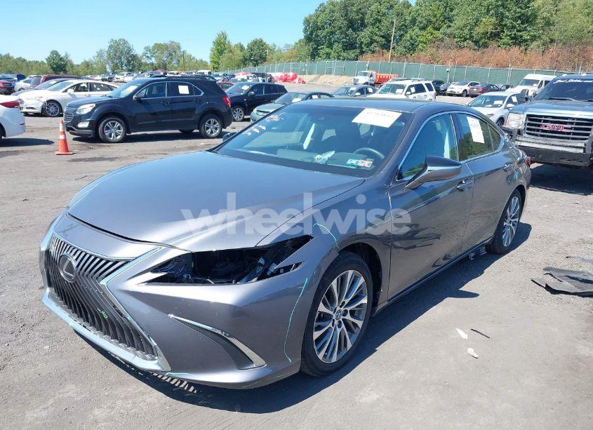 Photo 2 of 2020 Lexus Es 350 (VIN 58ADZ1B15LU074289)