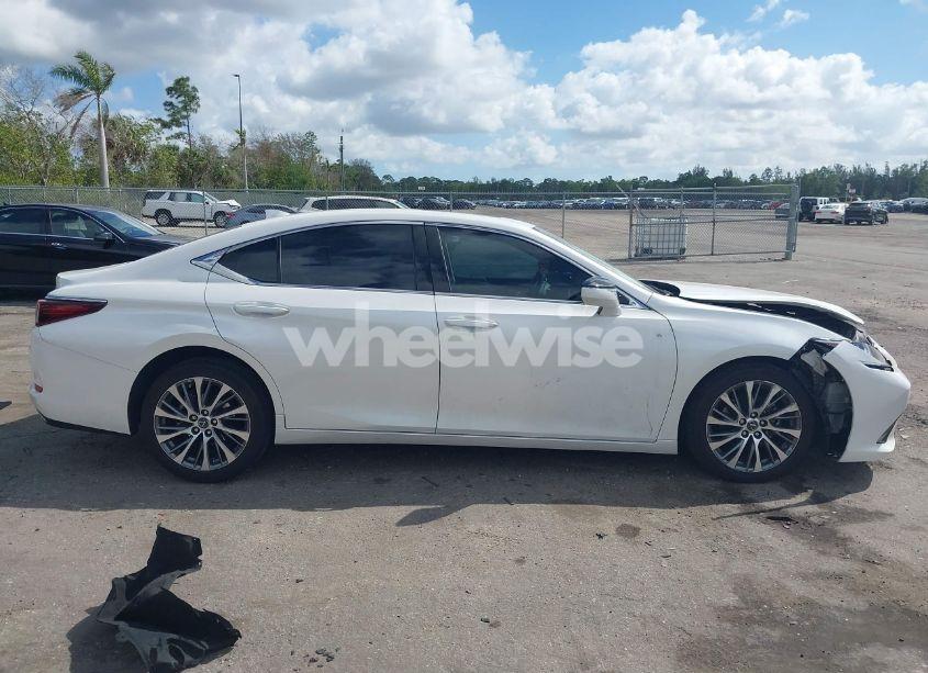 Photo 13 of 2020 Lexus Es 350 (VIN 58ADZ1B16LU060952)