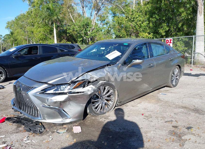 Photo 2 of 2020 Lexus Es 350 (VIN 58ADZ1B17LU073256)