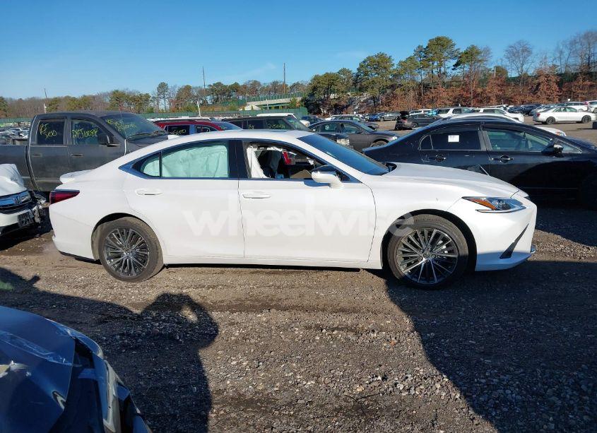 Photo 13 of 2024 Lexus Es 350 (VIN 58ADZ1B19RU165235)