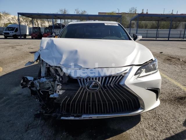 Photo 6 of 2020 LEXUS ES 350 LUXURY (VIN 58AEZ1B15LU054659)