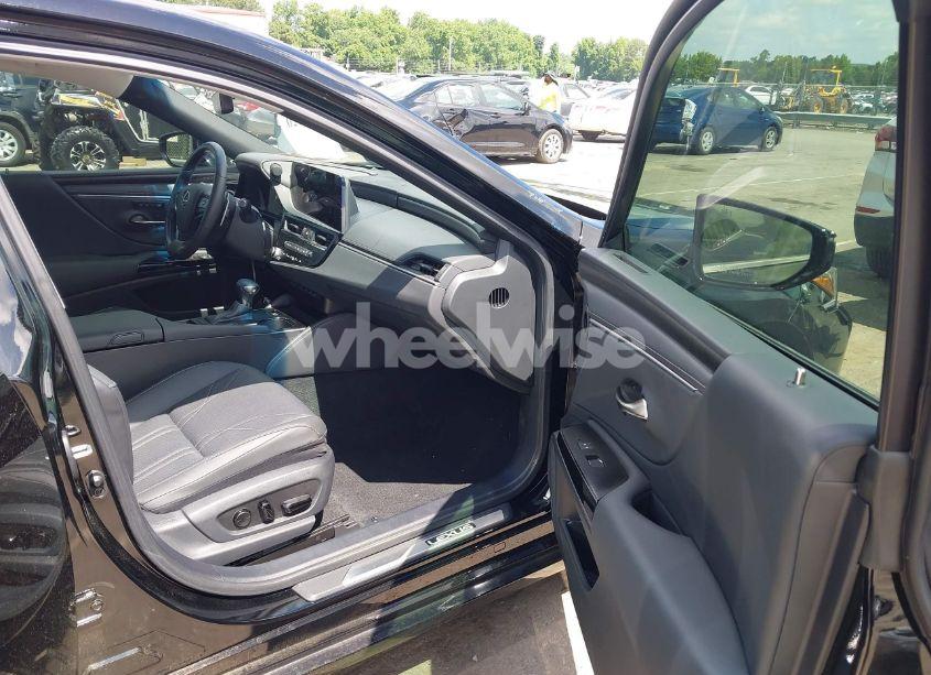 Photo 5 of 2024 Lexus Es 350 LUXURY (VIN 58AEZ1B15RU180643)