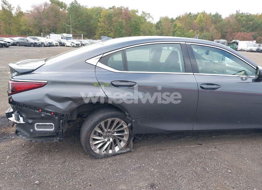 Photo 18 of 2023 Lexus Es 300H ULTRA LUXURY (VIN 58AFA1C18PU031442)