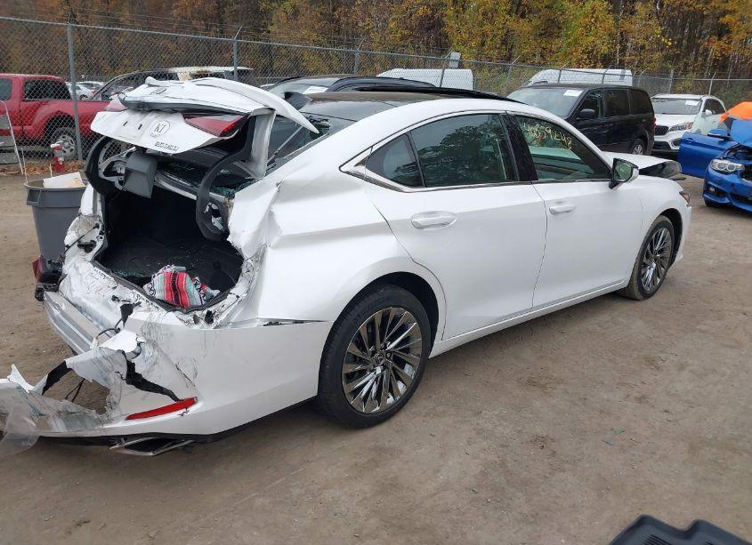 Photo 4 of 2024 Lexus Es 350 ULTRA LUXURY (VIN 58AFZ1B18RU161511)