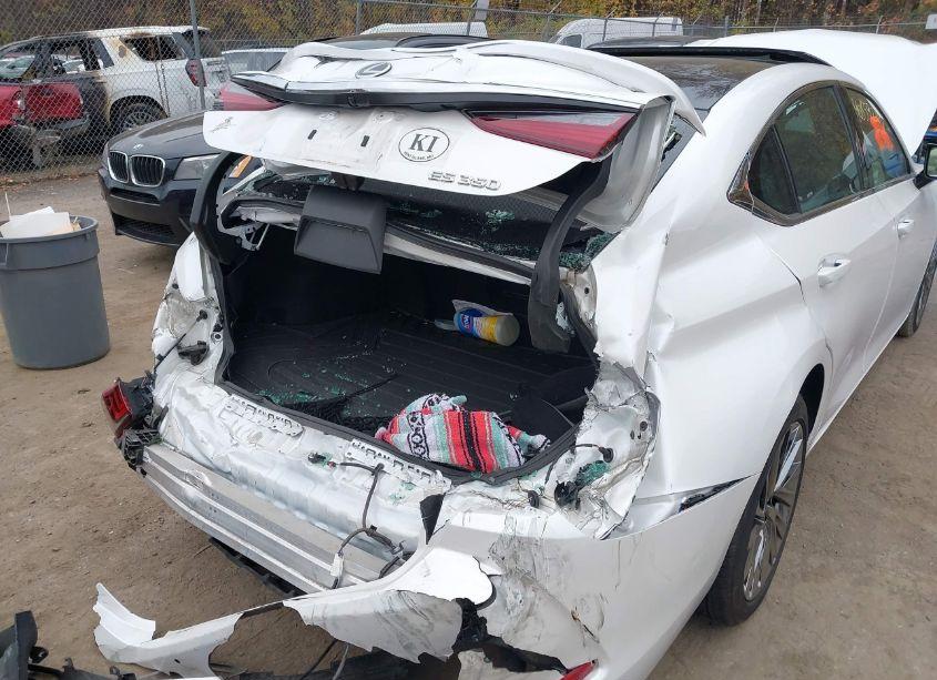 Photo 6 of 2024 Lexus Es 350 ULTRA LUXURY (VIN 58AFZ1B18RU161511)