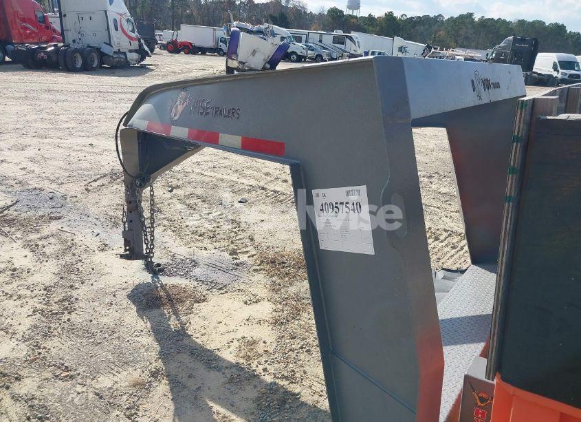 Photo 7 of 2017 Bwise Manufacturing DUMP TRAILER (VIN 58CB3DD25HC004666)