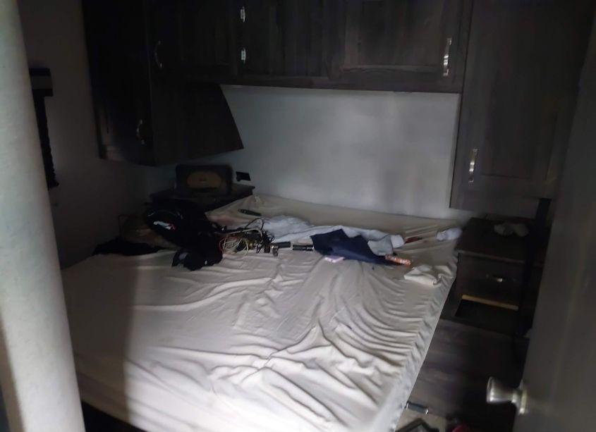 Photo 8 of 2020 Highland R UT2102RB (VIN 58TBH0BNXL3UB3063)