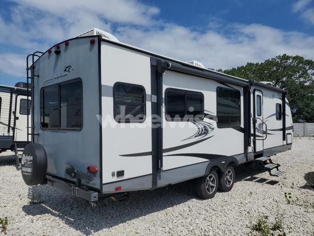 Photo 5 of 2018 HIGHLAND RIDGE RV N/A (VIN 58TBH0BRXJ3UJ3097)