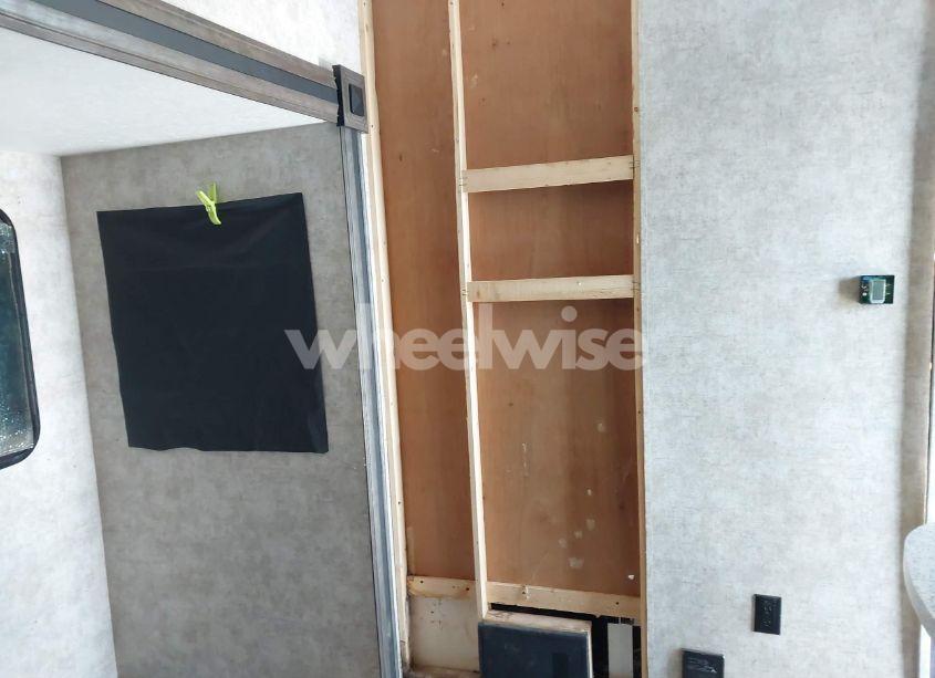 Photo 10 of 2018 Highland Ridge SILVER STAR (VIN 58TCH0BS1J3WH3052)