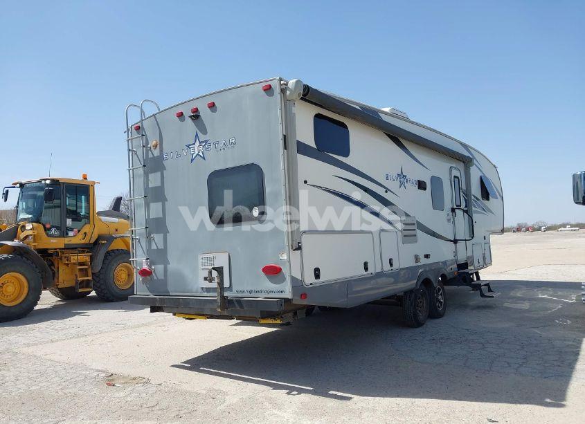 Photo 4 of 2018 Highland Ridge SILVER STAR (VIN 58TCH0BS1J3WH3052)