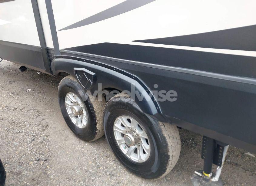 Photo 7 of 2022 Highland Ridge MES (VIN 58TCH0BU5N3KC3055)