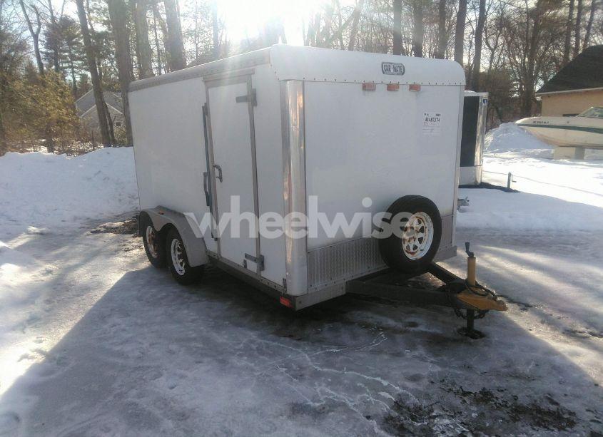 2002 Carmate Utility TRAILER (VIN 5A3C712072L003758) main photo