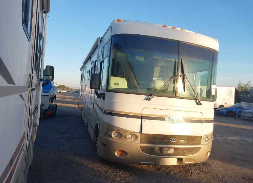 2004 R-vision Motorhome CHASSIS (VIN 5B4LP57G133363232) main photo