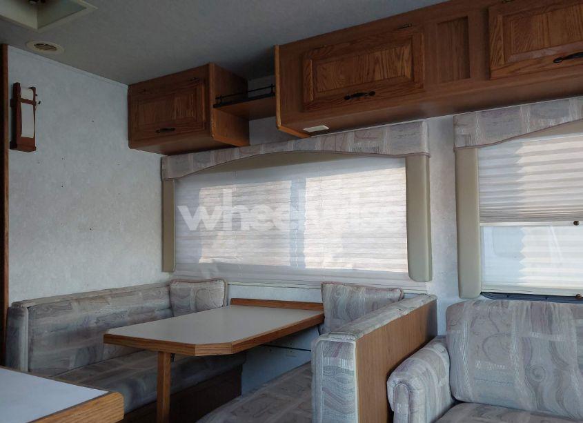 Photo 14 of 2003 Workhorse Custom CHASSIS MOTORHOME CHASSIS P3500 (VIN 5B4LP57G923350131)