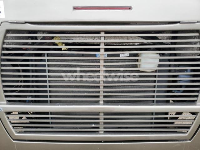 Photo 8 of 2008 REXHALL REXAIR - RV N/A (VIN 5B4MGF7G383429278)