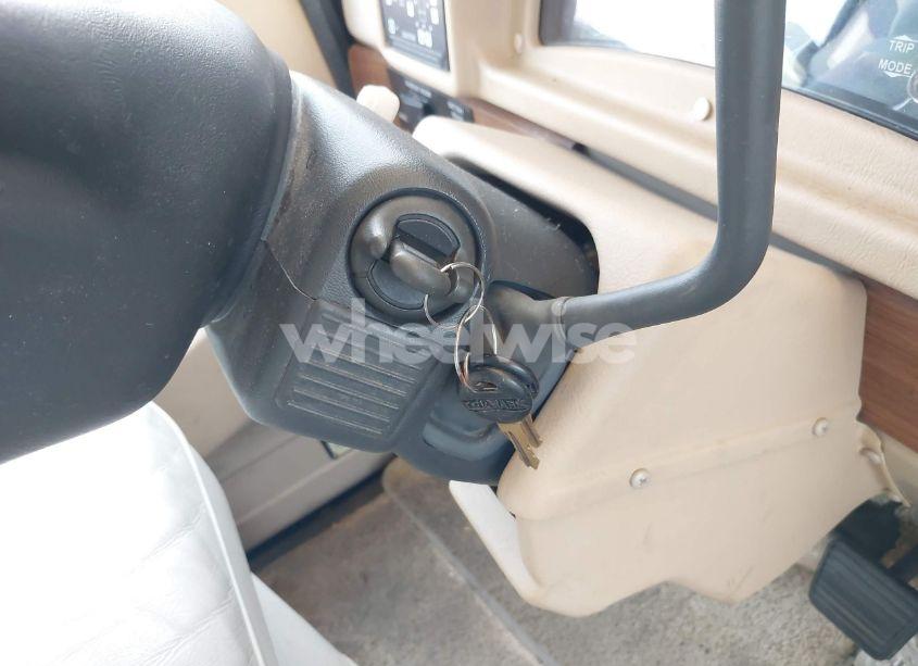 Photo 11 of 2003 Workhorse Custom CHASSIS MOTORHOME CHASSIS W22 (VIN 5B4MP67GX33365944)