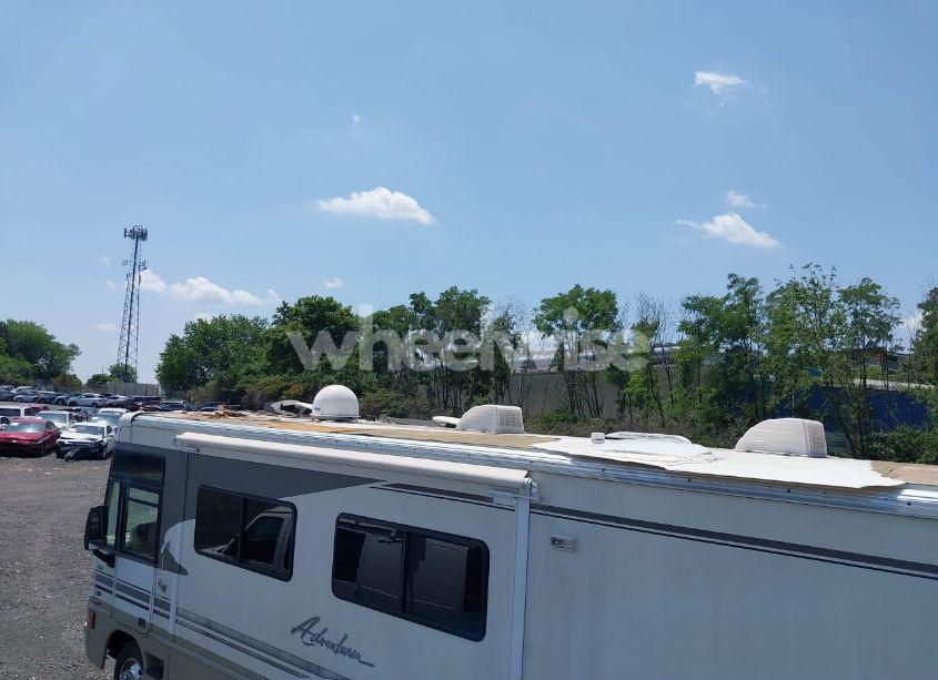 Photo 6 of 2003 Workhorse Custom CHASSIS MOTORHOME CHASSIS W22 (VIN 5B4MP67GX33365944)