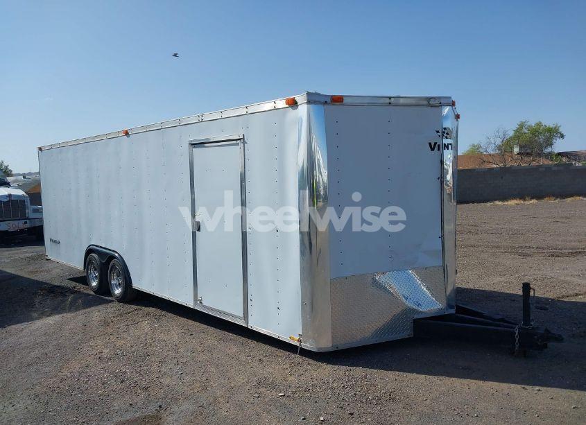 2001 Wilson Trailer CO TRAILER (VIN 5BWUV242711000693) main photo