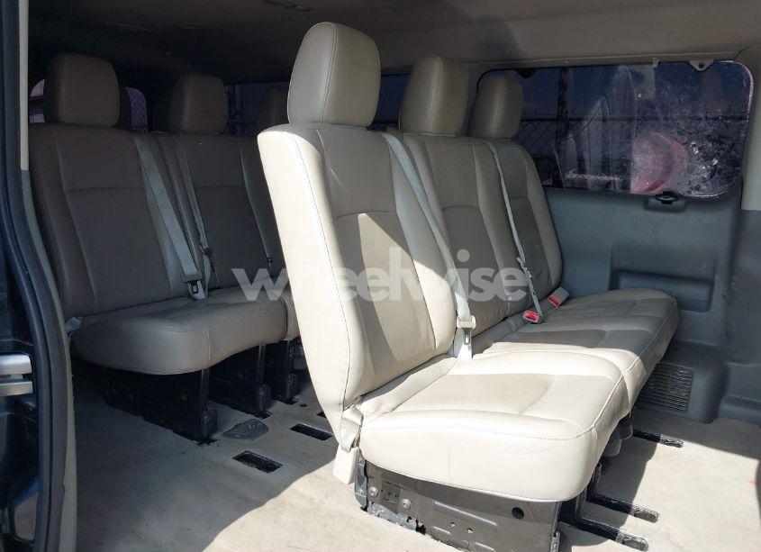 Photo 8 of 2018 Nissan Nv PASSENGER NV3500 HD SL V8 (VIN 5BZAF0AA3JN851319)