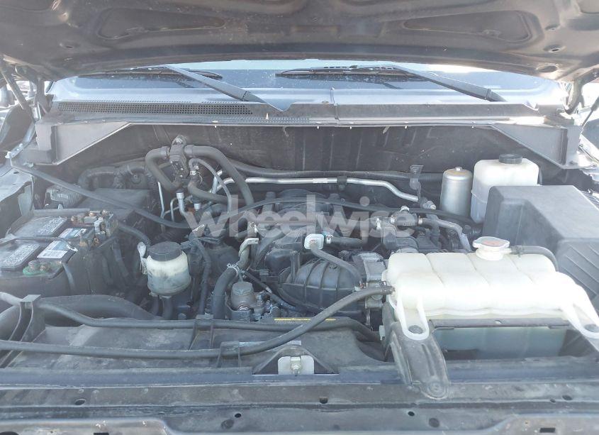 Photo 10 of 2017 Nissan Nv PASSENGER NV3500 HD SL V8 (VIN 5BZAF0AA4HN850383)