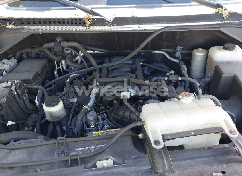 Photo 10 of 2017 Nissan Nv PASSENGER NV3500 HD SV V8 (VIN 5BZAF0AA4HN850514)