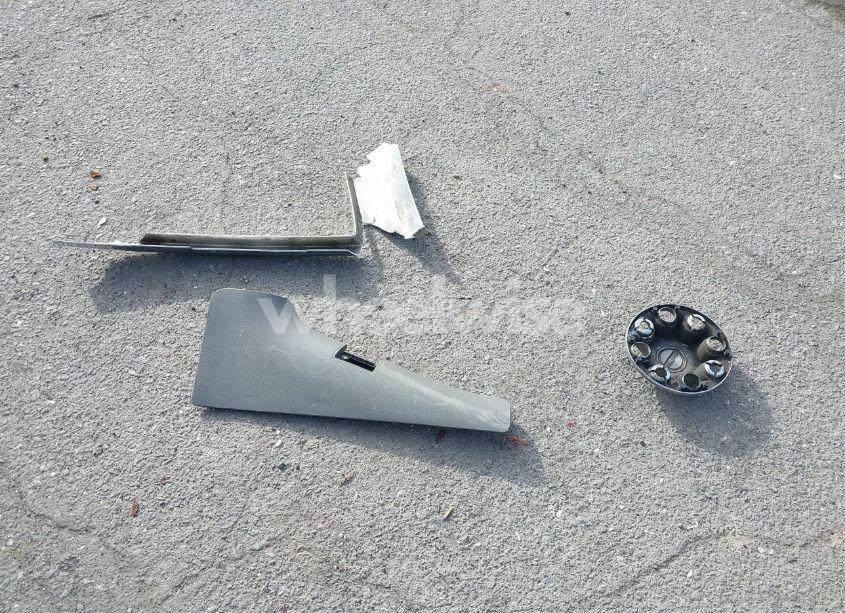 Photo 12 of 2015 Nissan Nv PASSENGER NV3500 HD SV V8 (VIN 5BZAF0AAXFN851518)