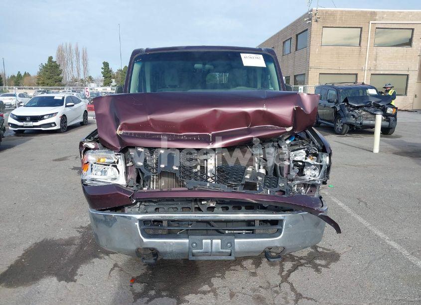 Photo 6 of 2015 Nissan Nv PASSENGER NV3500 HD SV V8 (VIN 5BZAF0AAXFN851518)