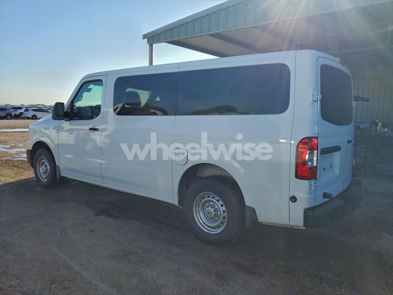 Photo 2 of 2016 NISSAN NV 3500 S (VIN 5BZBF0AA3GN853245)