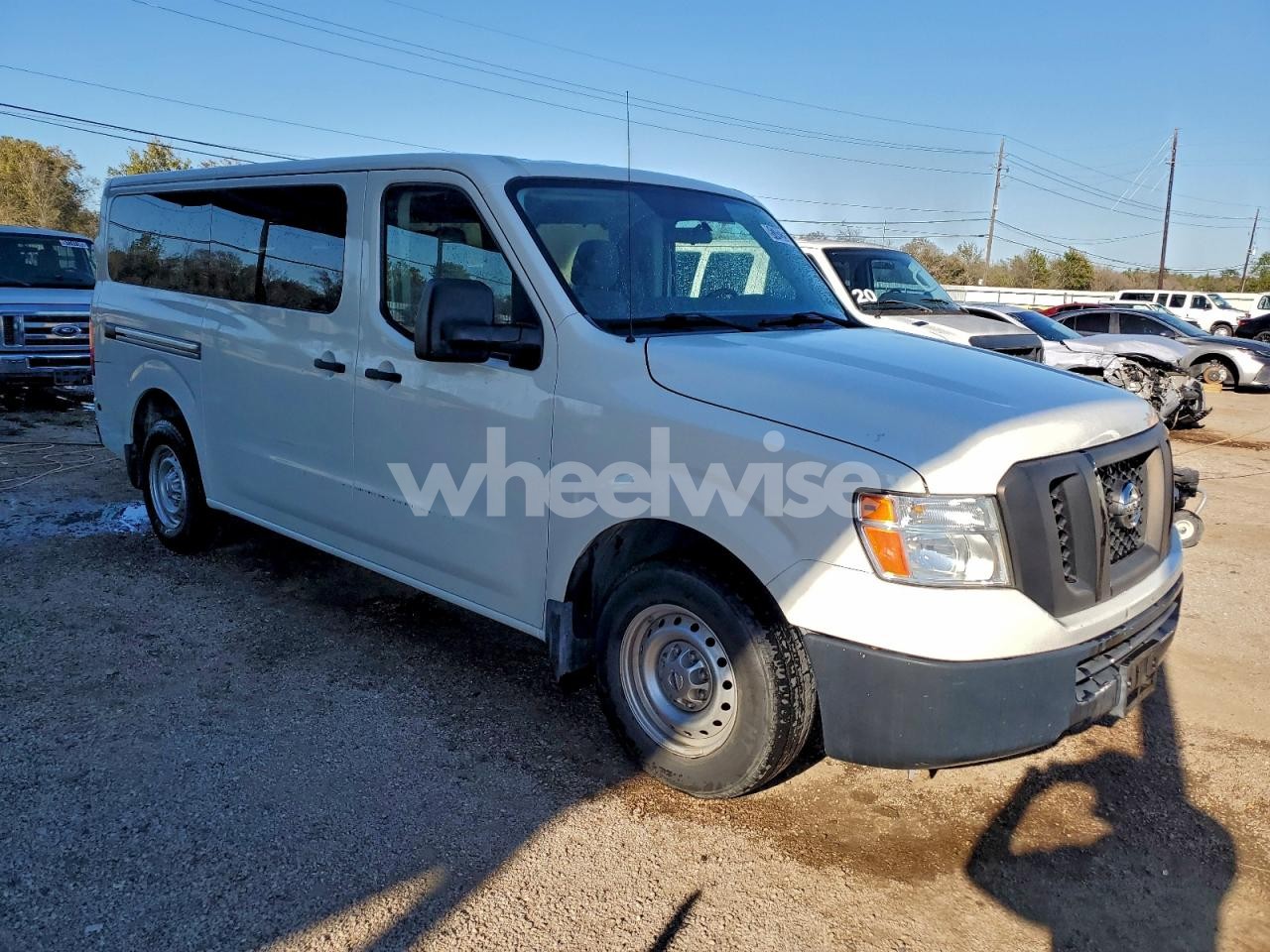 Photo 4 of 2016 NISSAN NV 3500 S (VIN 5BZBF0AA3GN853245)