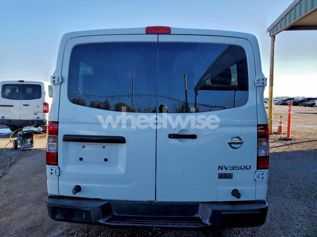 Photo 6 of 2016 NISSAN NV 3500 S (VIN 5BZBF0AA3GN853245)