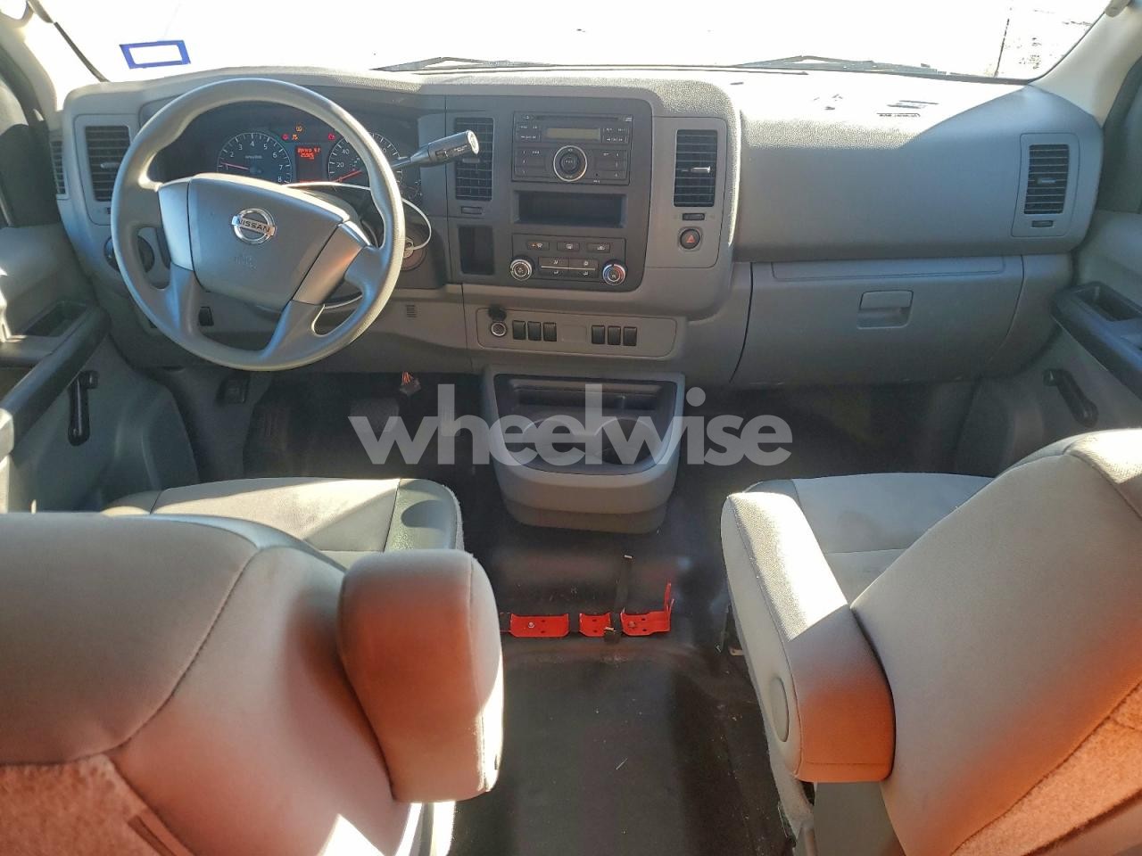 Photo 8 of 2016 NISSAN NV 3500 S (VIN 5BZBF0AA4GN853612)