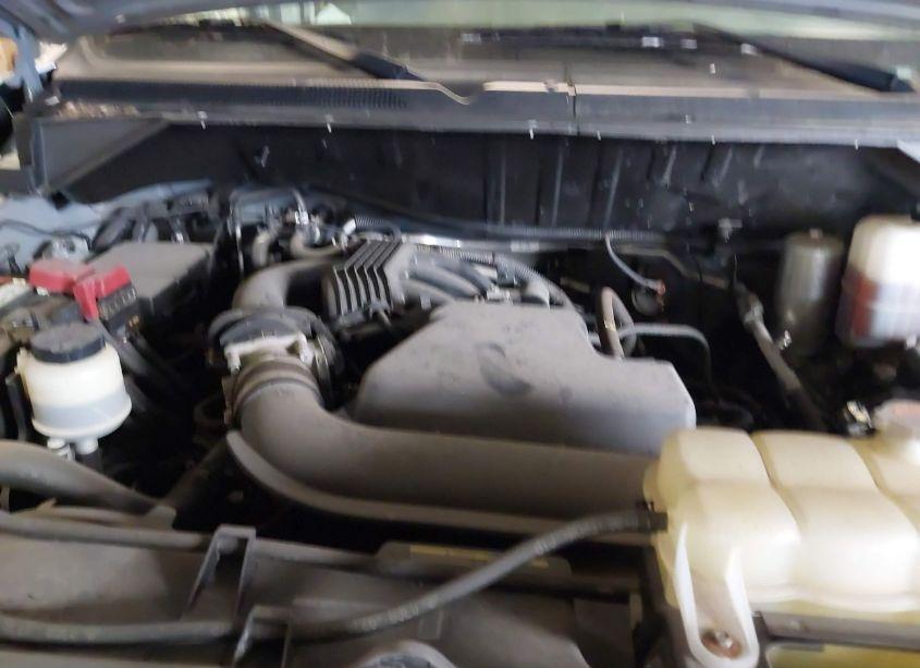 Photo 10 of 2018 Nissan Nv PASSENGER NV3500 HD SV V6 (VIN 5BZBF0AA7JN851683)