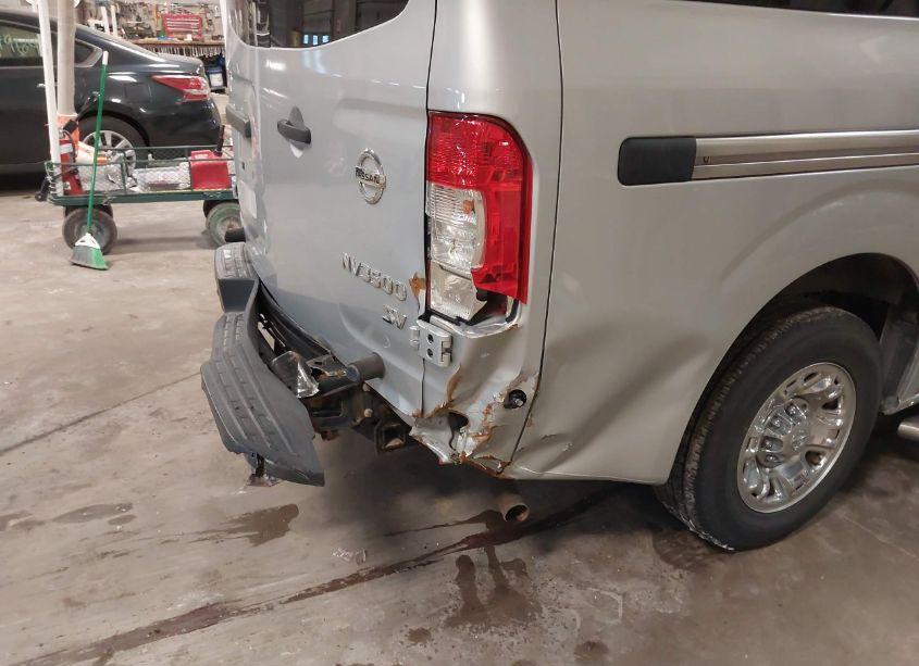 Photo 6 of 2018 Nissan Nv PASSENGER NV3500 HD SV V6 (VIN 5BZBF0AA7JN851683)