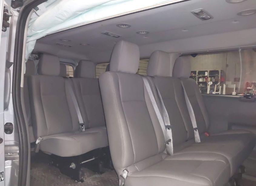 Photo 8 of 2018 Nissan Nv PASSENGER NV3500 HD SV V6 (VIN 5BZBF0AA7JN851683)